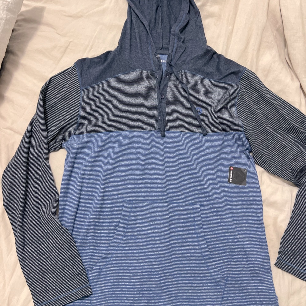 Airwalk hoodie